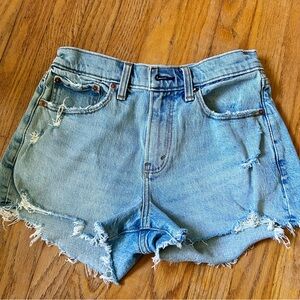 Abercrombie Mid Rise Mom Short